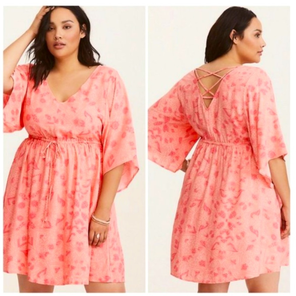 Torrid Coral Pink Floral Print Challis Lattice Back Dress NWOT Large/0